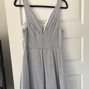 Women’s dress